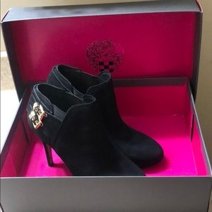 Vince Camuto booties